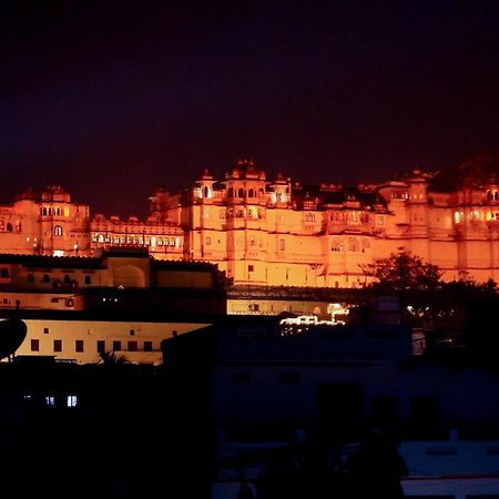 Shri Daulat Villas Udaipur Buitenkant foto