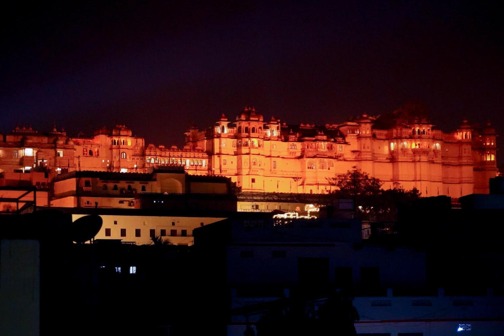 Shri Daulat Villas Udaipur Buitenkant foto